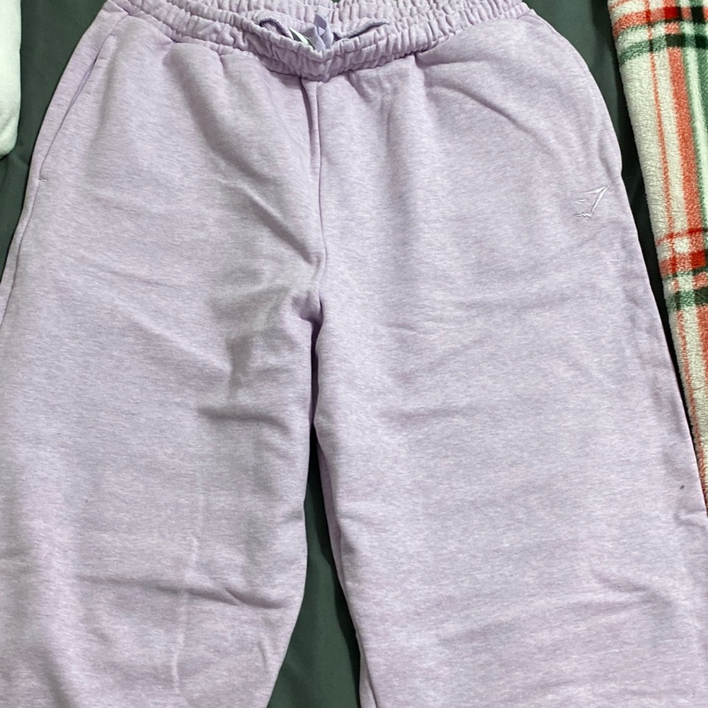 NEVER WORN Gymshark rest day joggers in purple